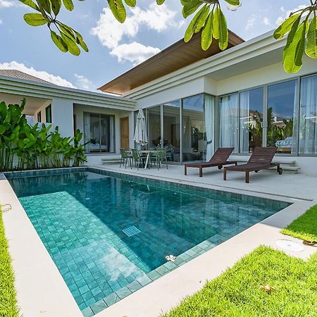 Casa Azure 8 - Brand New Villa With Private Pool And Gym With 24-7 Security - Just 15 Min To Bangtao Beach & Boat Avenue Phuket Exterior photo