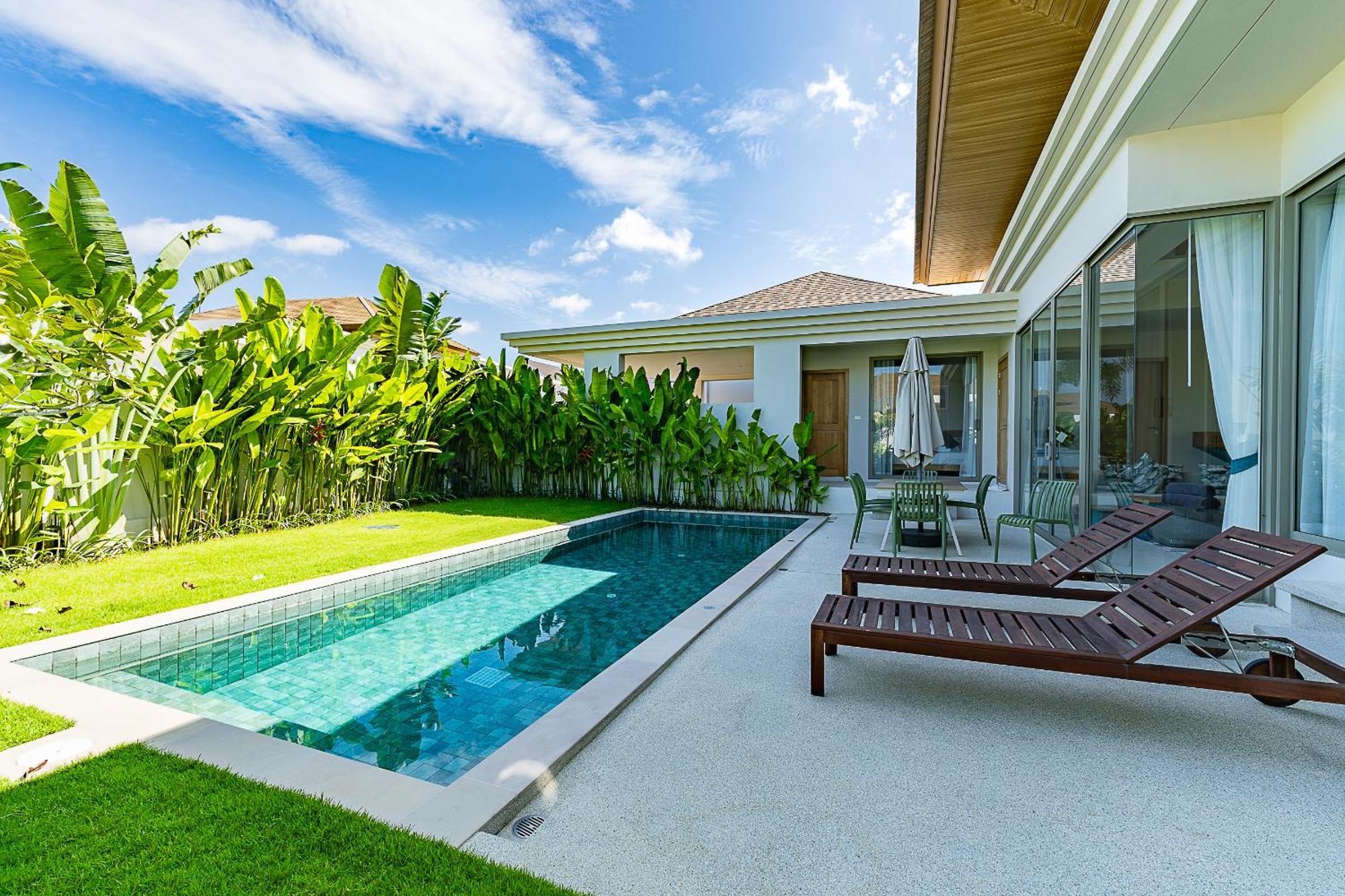 Casa Azure 8 - Brand New Villa With Private Pool And Gym With 24-7 Security - Just 15 Min To Bangtao Beach & Boat Avenue Phuket Exterior photo