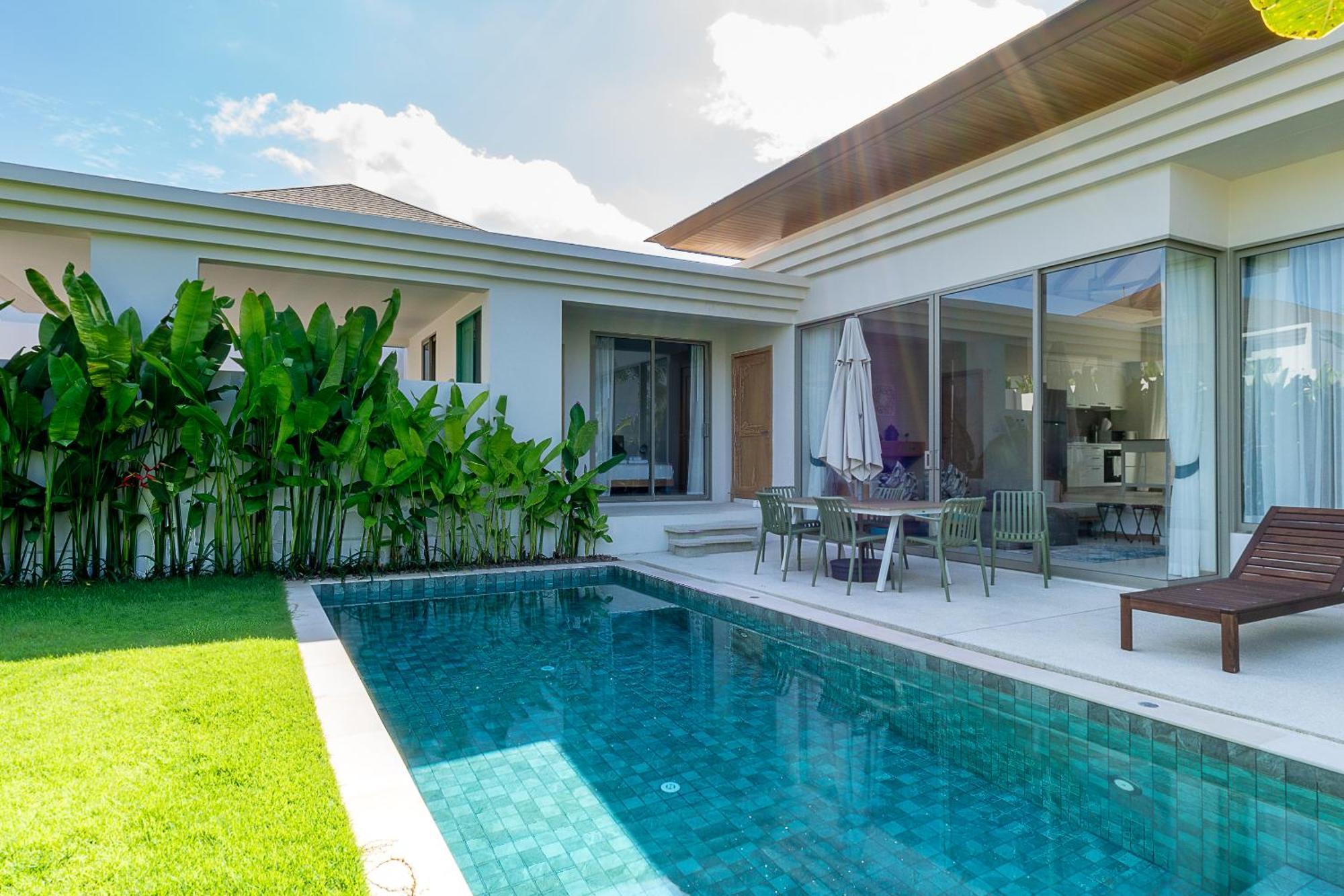 Casa Azure 8 - Brand New Villa With Private Pool And Gym With 24-7 Security - Just 15 Min To Bangtao Beach & Boat Avenue Phuket Exterior photo